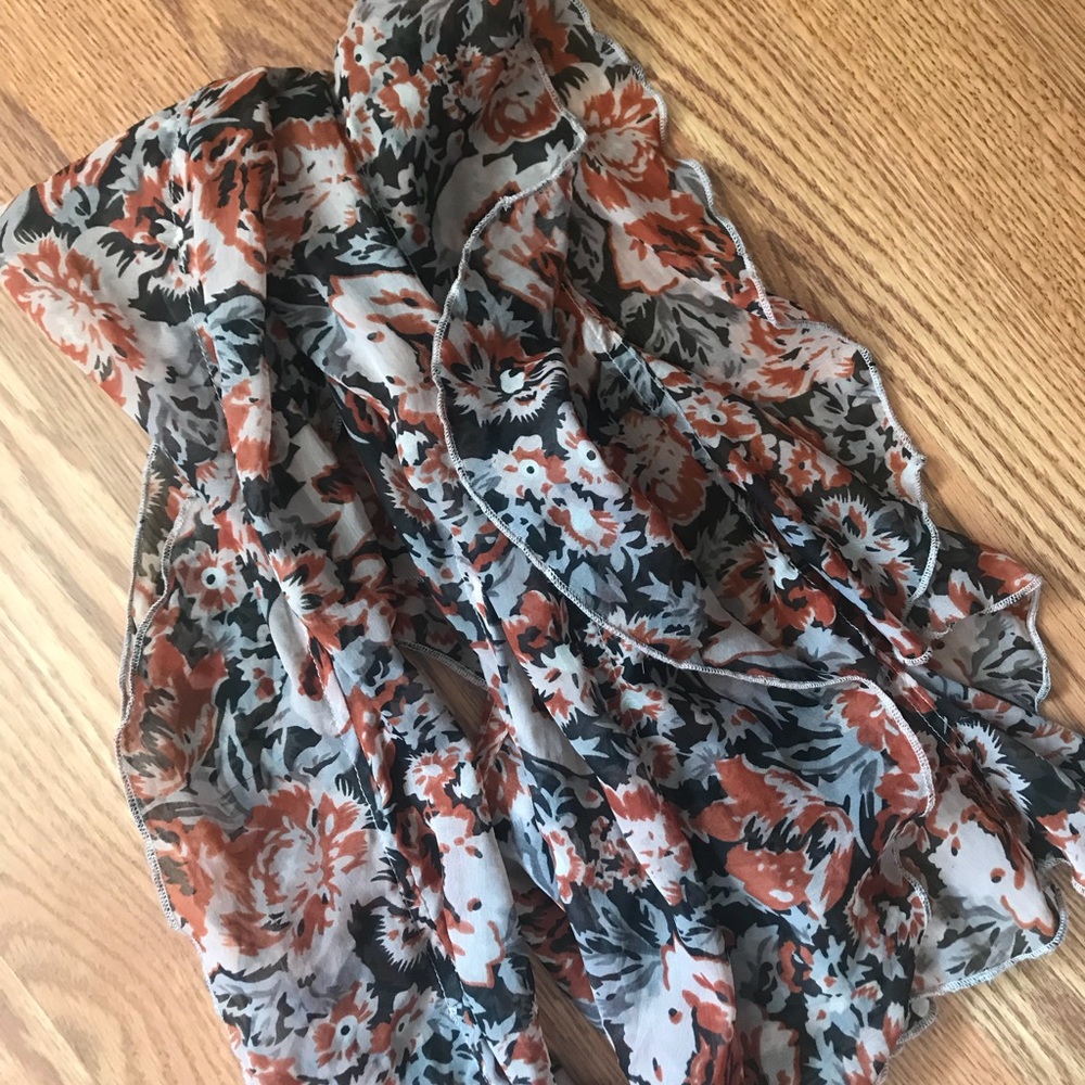 Ruffled Scarf